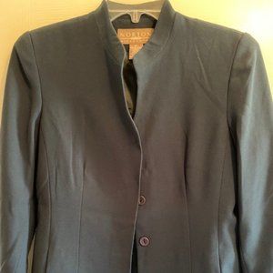 Norton McNaughton Three Piece Suit Size 6P/8P